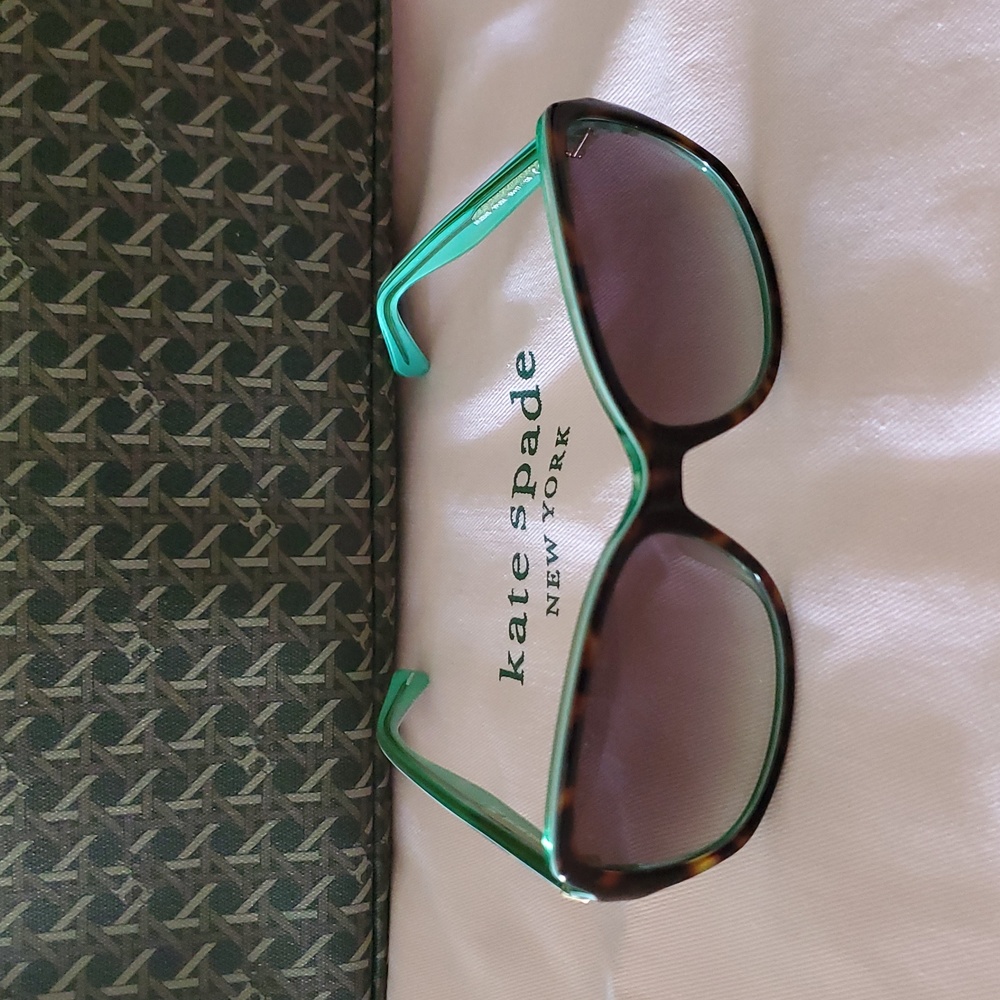 Kate Spade Ayleen Sunglasses